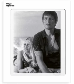 Affiche La Galerie Photo "Bb Et Delon Saint Tropez" 56 X 76 Cm