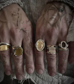 Bague Let The Poem Seduce You 