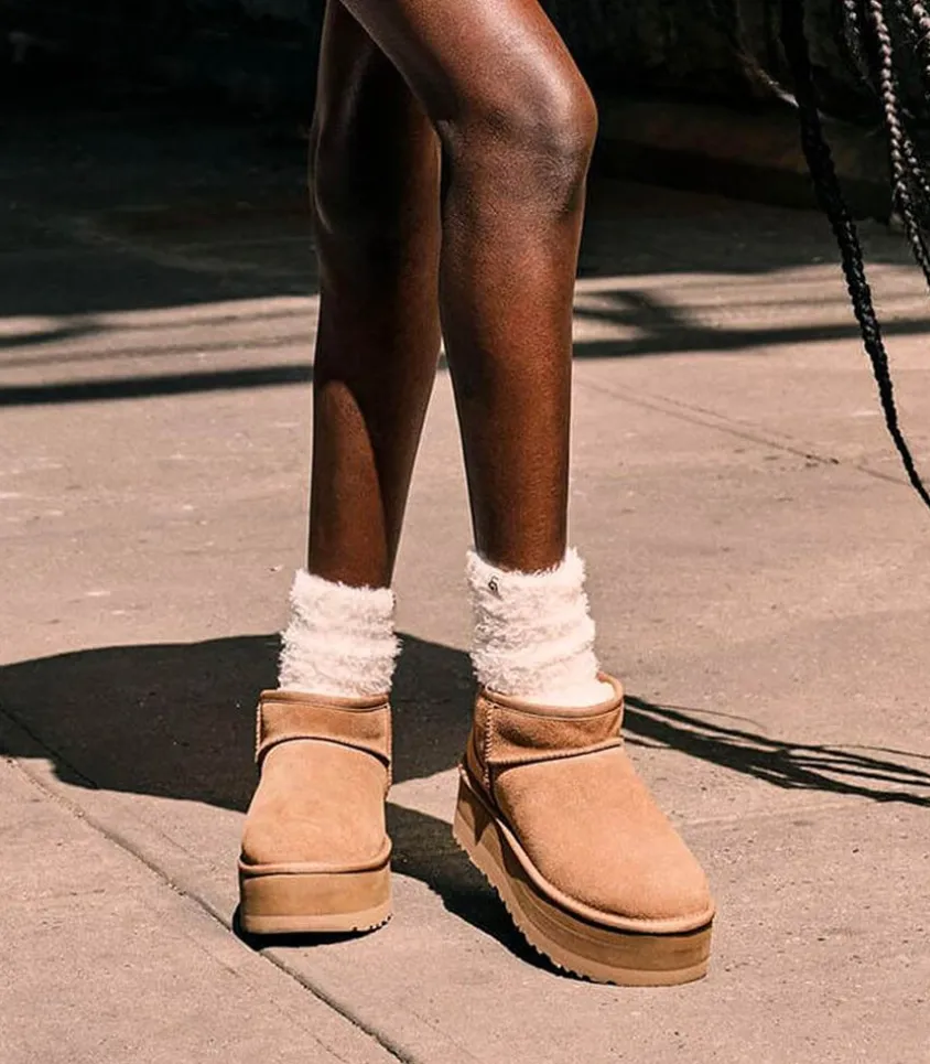 Bottines Classic Ultra Mini Plateforme Daim Sand