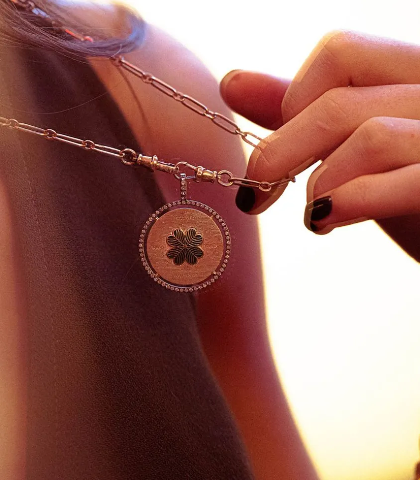 Pendentif Lucky Or Jaune Saphirs Blancs