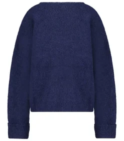 Pull East Navy Chine