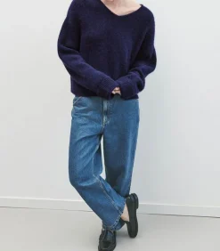 Pull East Navy Chine